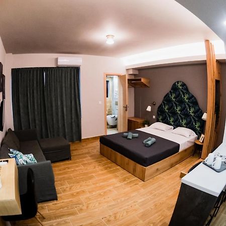 Glam Boutique Apartments - Thessaloniki Heart Bagian luar foto