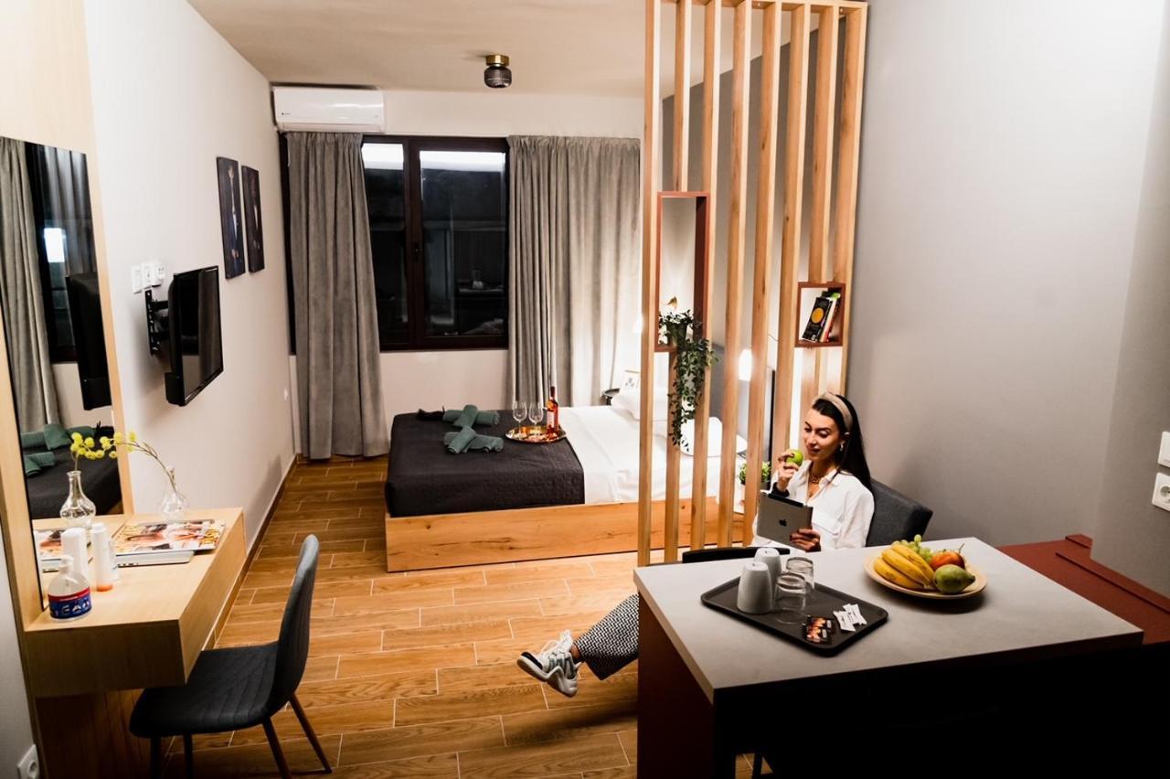 Glam Boutique Apartments - Thessaloniki Heart Bagian luar foto