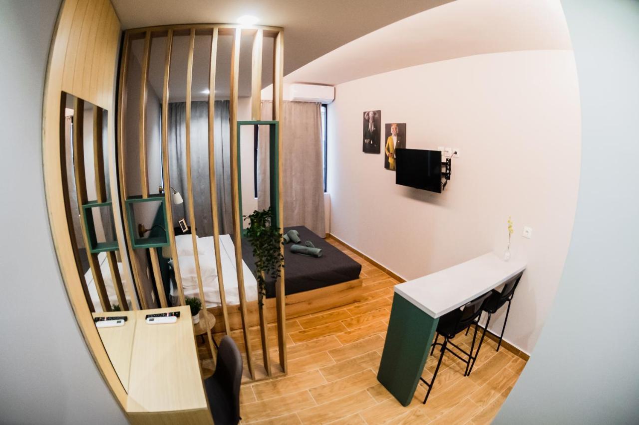 Glam Boutique Apartments - Thessaloniki Heart Bagian luar foto